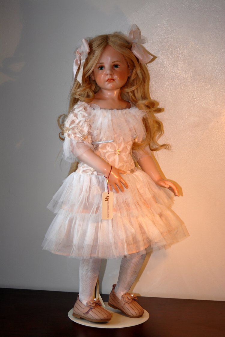 Новый образ для фарфоровой в воске Гунзелки