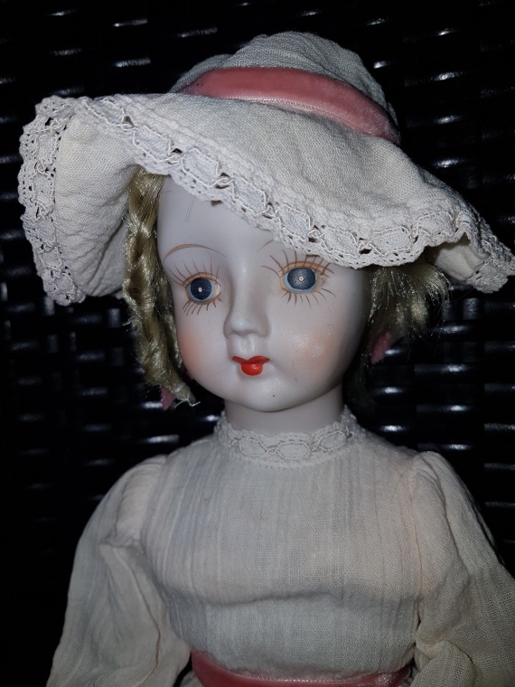 Большая коллекция Винтажных реплик с антикварных кукол