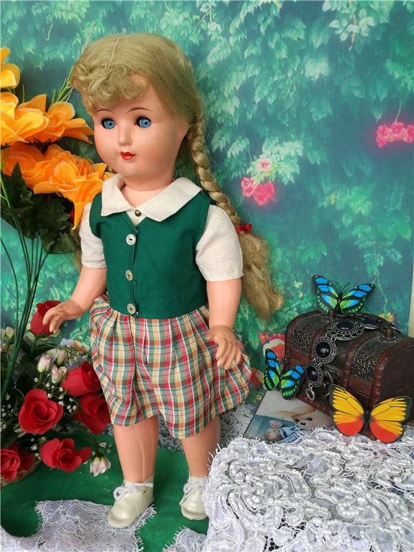 Заплетают мне косички: Мило, даже симпатично