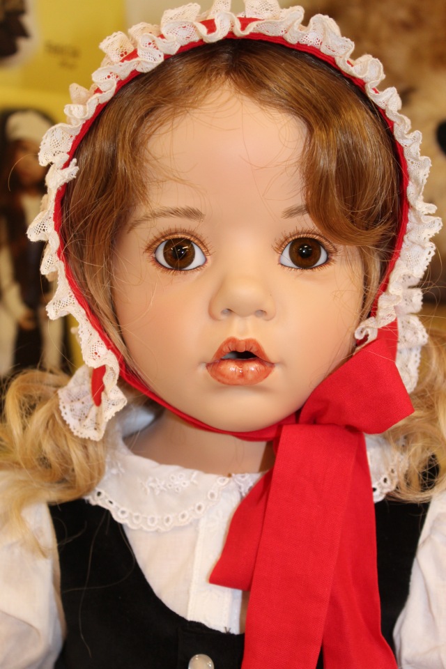 Летняя встреча в магазине и выбор кукол. Часть вторая - Красная шапочка. ОПРОСНИК