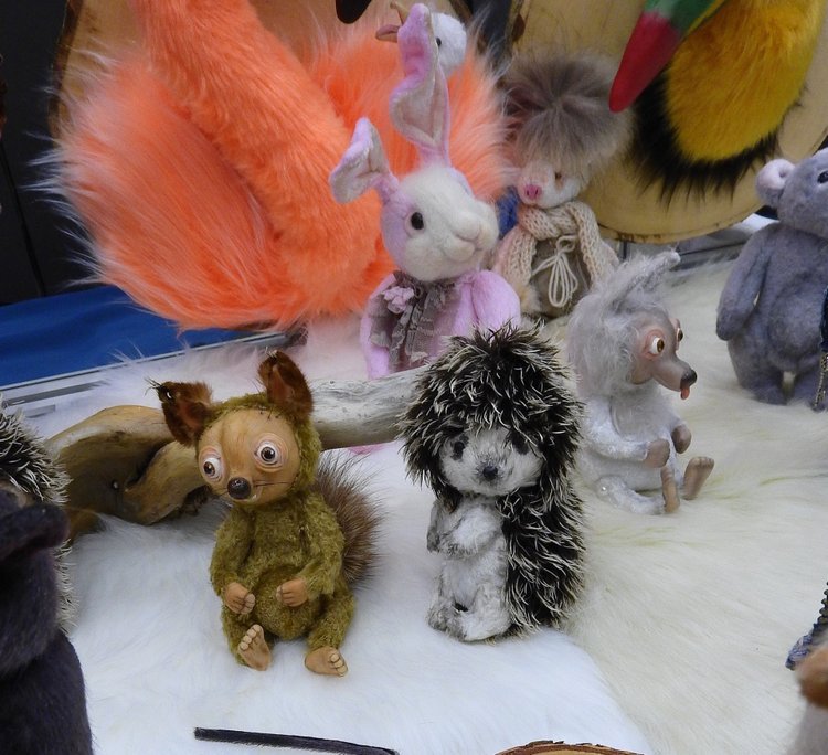 XV Международный осенний салон авторских кукол на Тишинке с 4 по 6 октября 2019 года в Москве. ЁЖИКИ (фото 9)