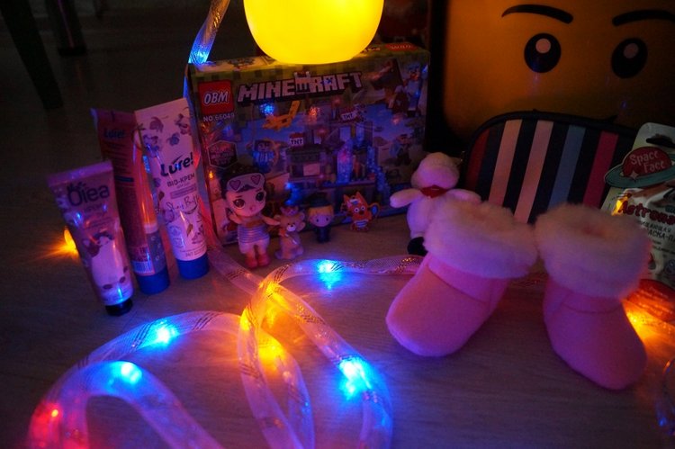 Настало время показать новогодние подарки (фото 3)