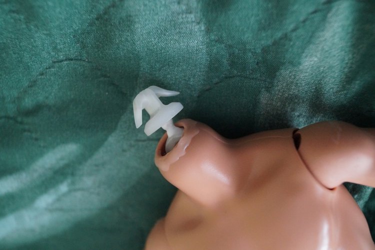 Вторая майская выписка: спасаю ангела. Варить или не варить покрашенный пластик? Реанимация брошенок