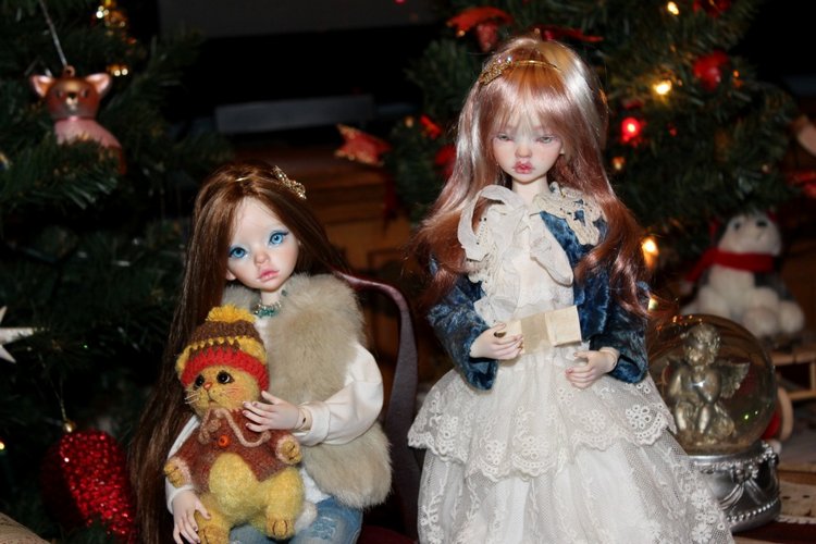 Праздничная история с моими девочками BJD