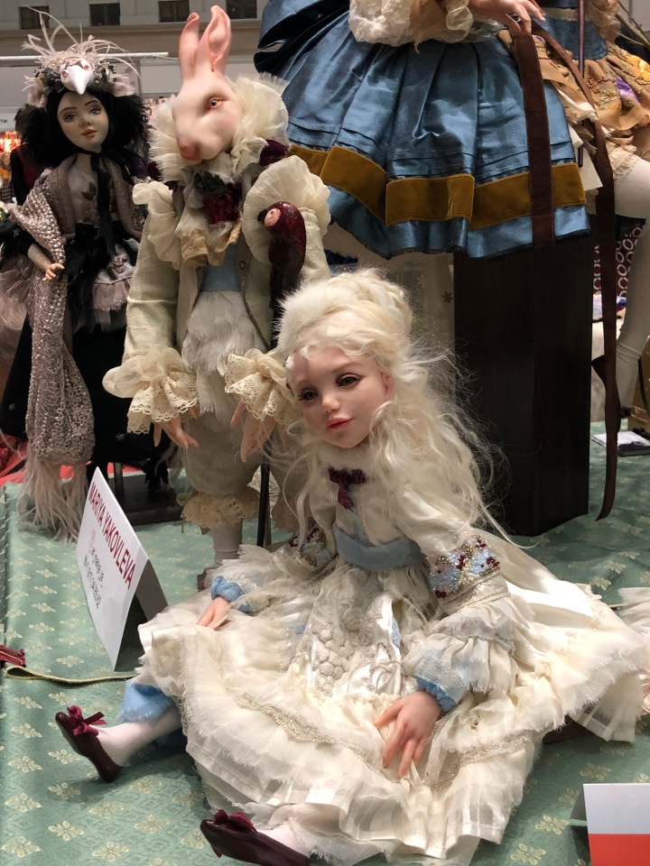 "Искусство куклы" 2019 - приглашаю прогуляться по выставке... ч.6 - завершающая