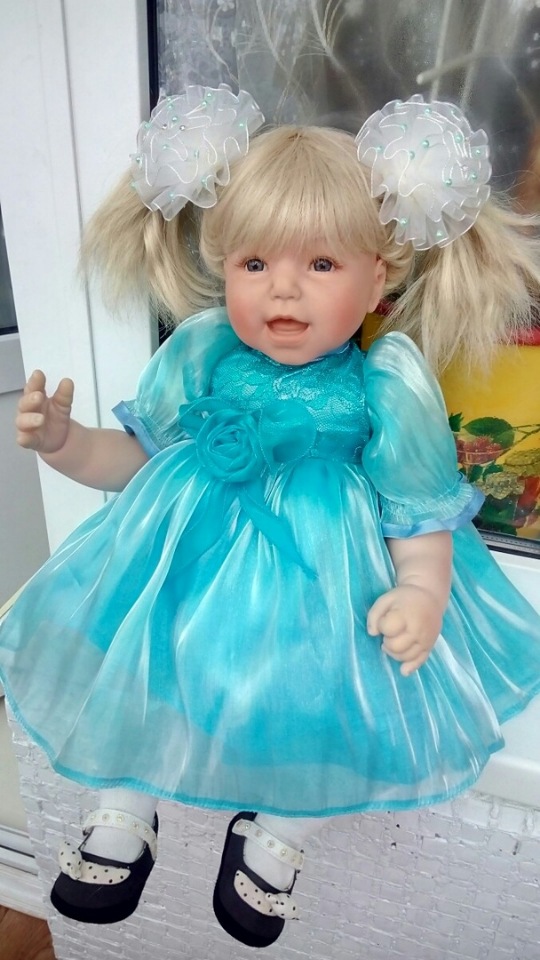 Наша Маша стала сидячей девочкой