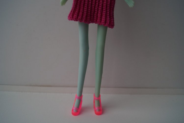 Первая выписка марта. Чебурашка здоров, Братц из серии Sea Stunnerz обрела сменные ножки