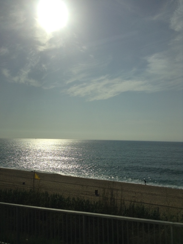 Путешествие Минуш в Испанию. Каталония. Ч.1. Рассвет над облаками. О-ла, Барселона