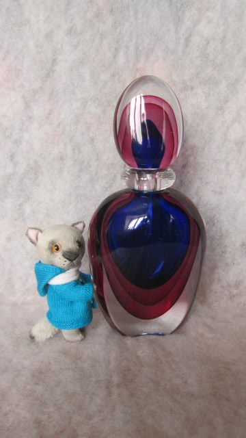 Попутные увлечения ( парфюмерные бутылочки)