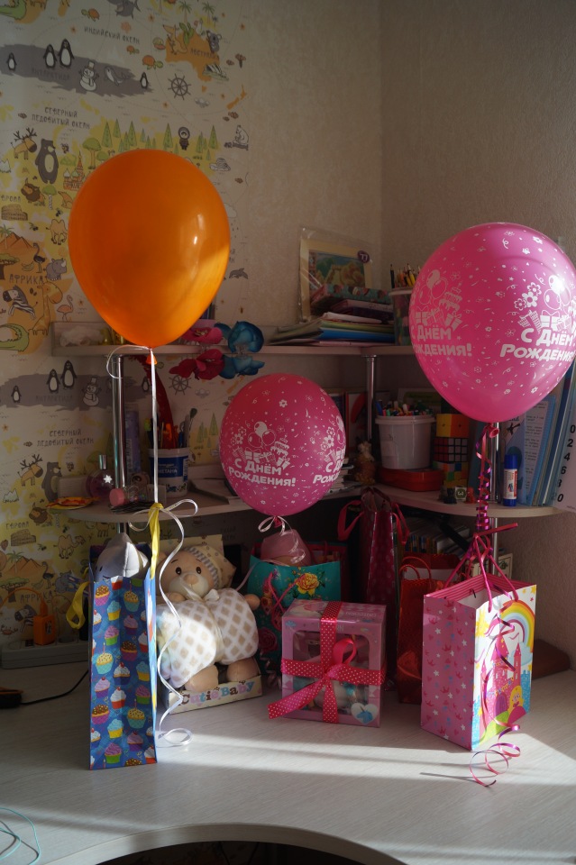 Агаша шьёт для Блайз + обзор подарков от друзей