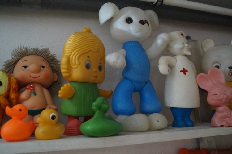 Обзор пластмассовых игрушек СССР, которые живут в моём музее | Бэйбики Обзор пластмассовых игрушек СССР, которые живут в моём музее