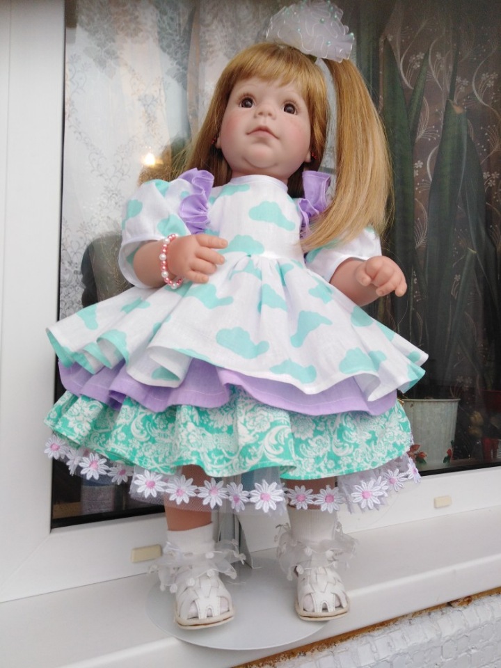 Рыжулька Стеша в новом наряде