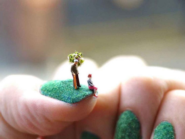 Миниатюры на.... маникюре (фото 2)