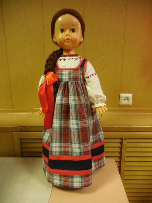 "Девки, жонки и кукольные наряжонки" (фото 6)