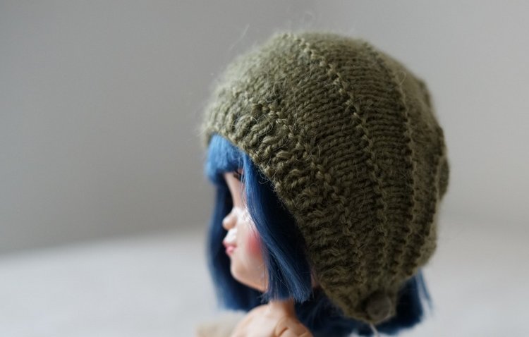 "Все вяжут шапочки для зим"