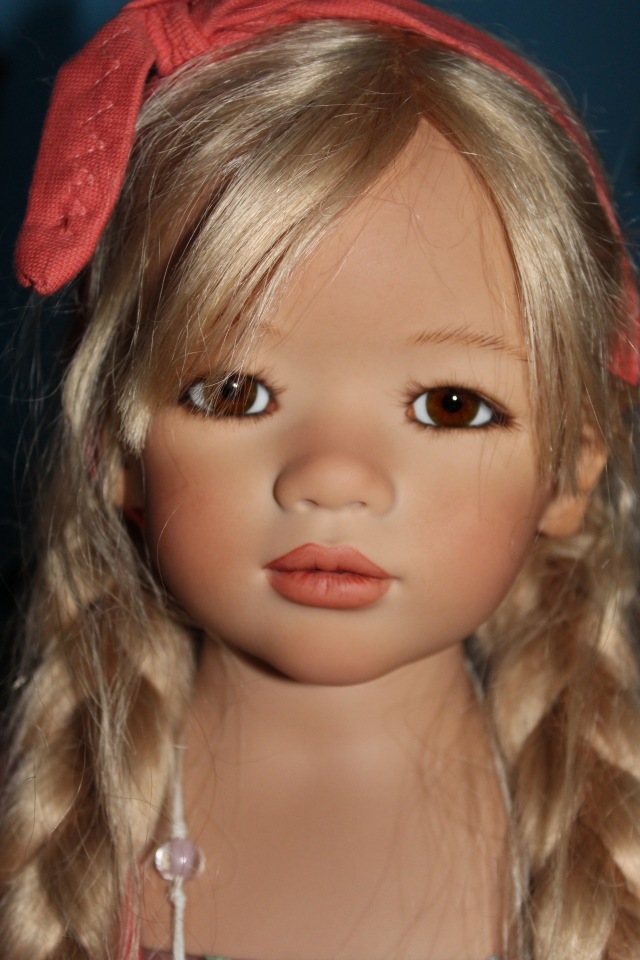 Воспонинаяния о лете. Две сестрички, две Анны Лу - часть первая