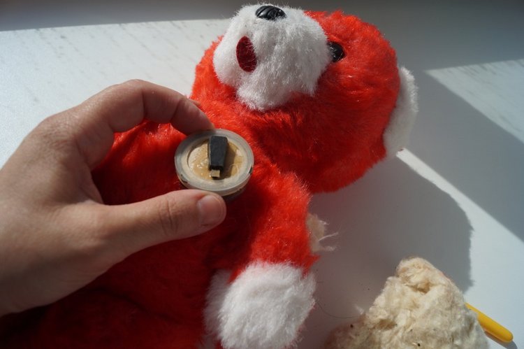 Первомайская выписка: чистка содой, ремонт пищалки, сшит Баварский костюм и реанимация брошенок