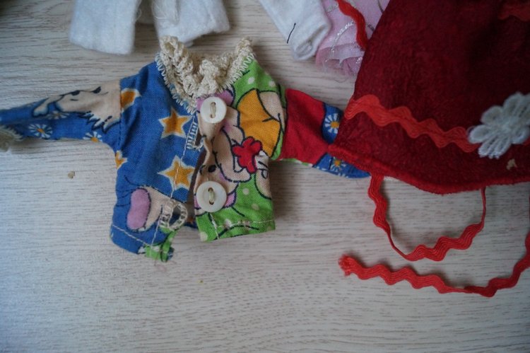 Привет из 2010, коробка с куклами и одежками + воспоминания из детства и юности