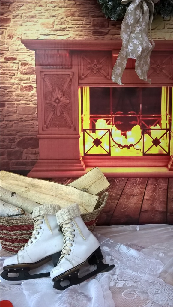 "...мир черно-белый весь разрисуют чудаки!"