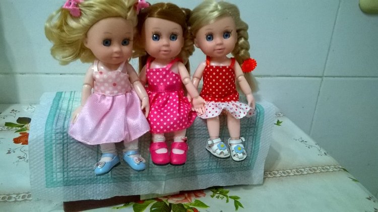 Три сестры. Почти по Чехову