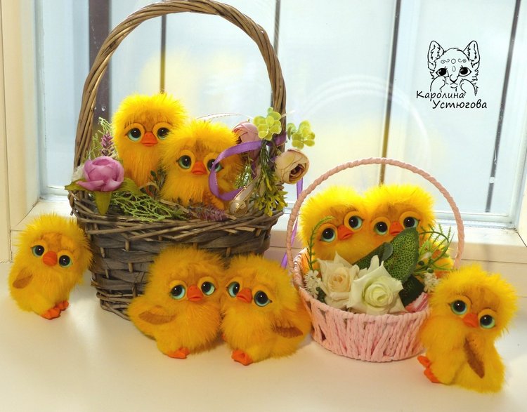 Корзинами утят несут...Несут на радость и веселье весны