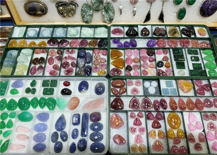 Выставка "Самоцветы Мира" в Твери, продолжение