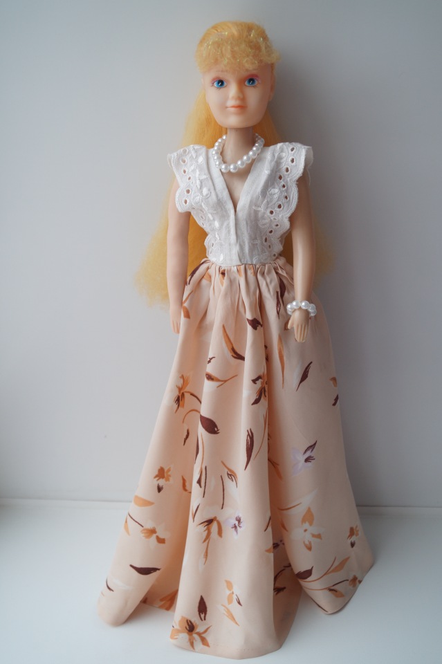 Третья выписка ноября. Лечим перелом колена, ставим донорские ручки. Анжелочка выздоровела + история-воспоминание о детском