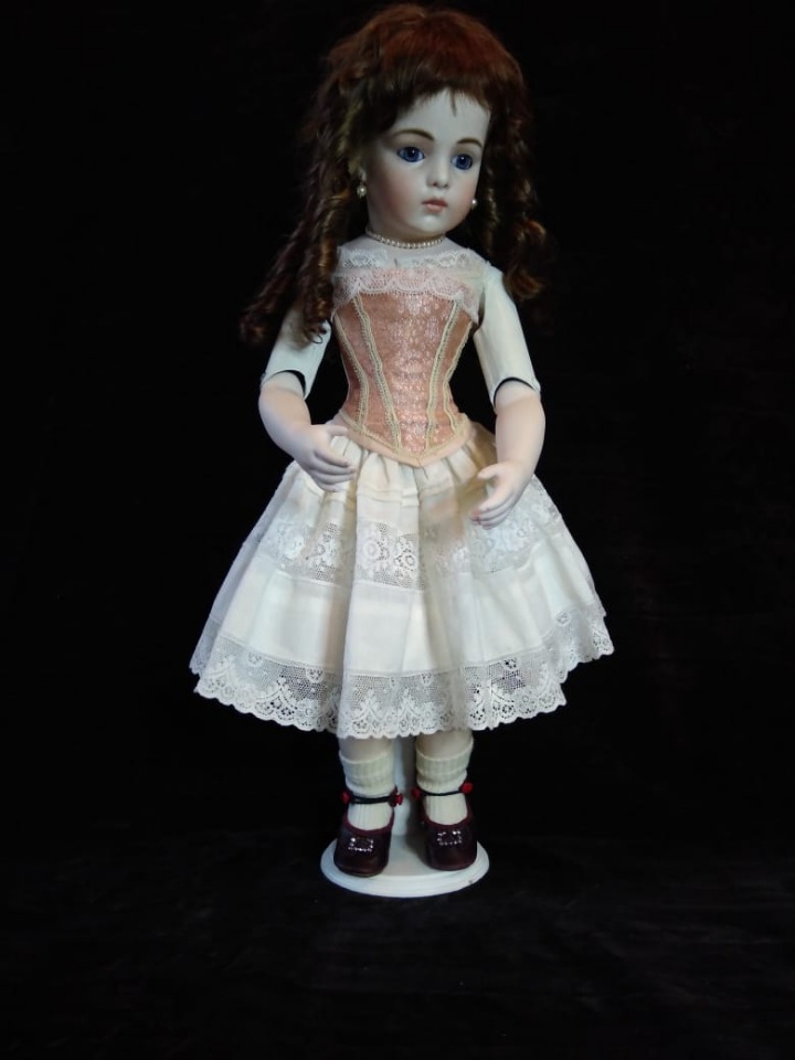 Красавица Шанталь — Антикварные куклы Bru (Брю) и реплики: Bru Jne (фото 5)