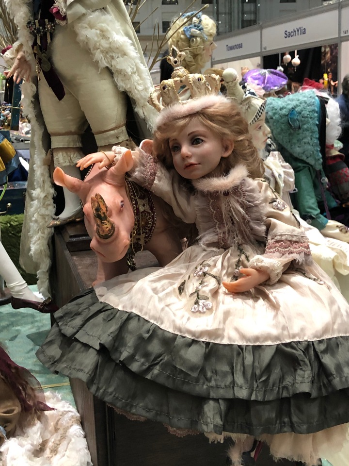 "Искусство куклы" 2019 - приглашаю прогуляться по выставке... ч.6 - завершающая