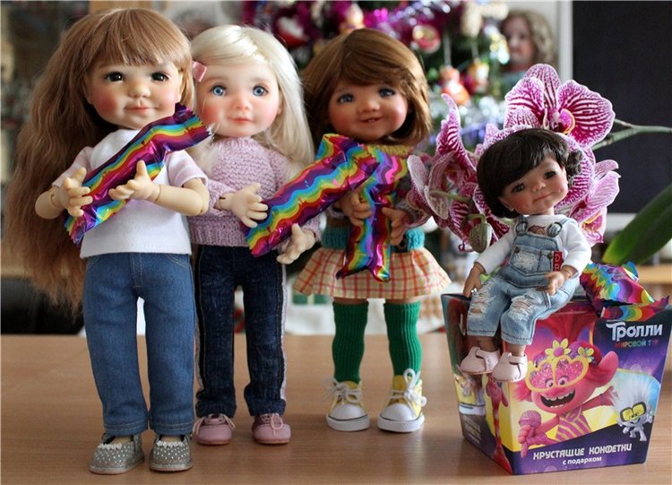 Кирра и "Медовые" девчата. Kyrra Fair Meadow doll