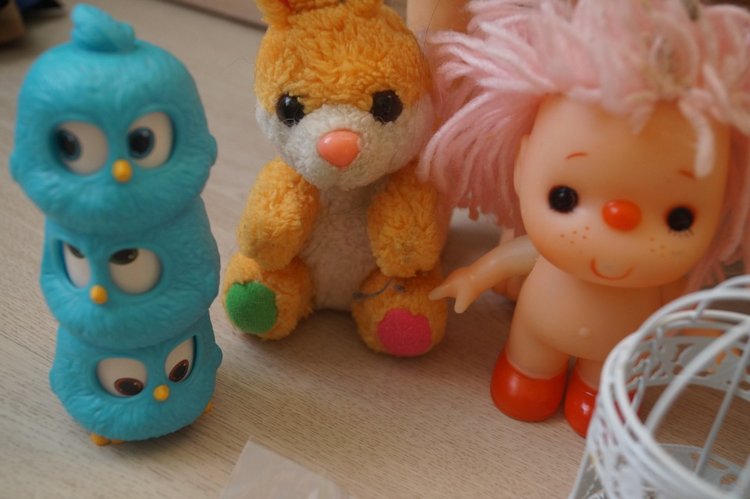 Приехали три посылки, открыла, а их четыре