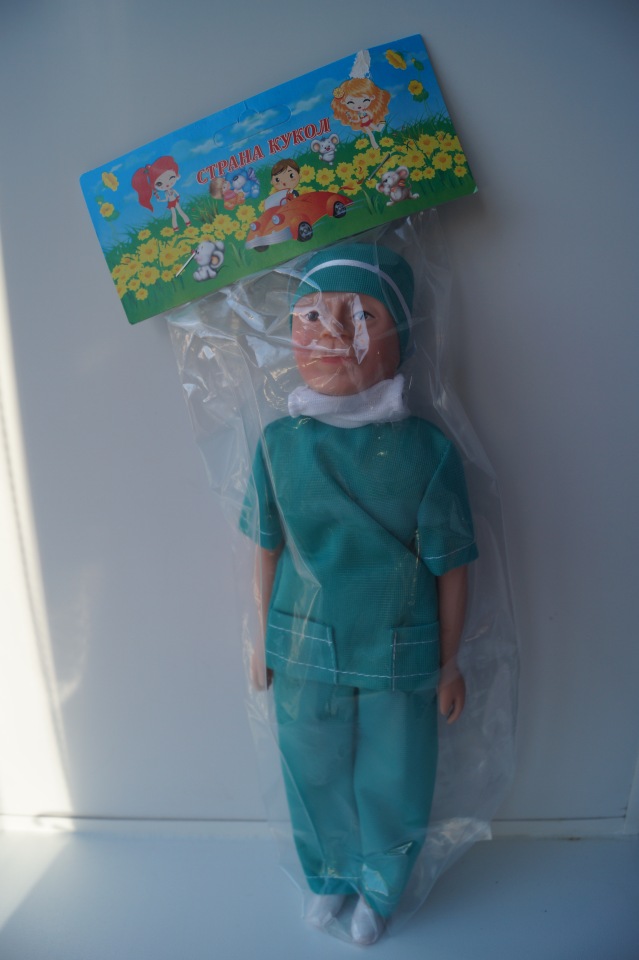 Первая выписка ноября. Починка шейного крепления у Братц, утерянная кисть восстановлена, как привести в порядок фабричную