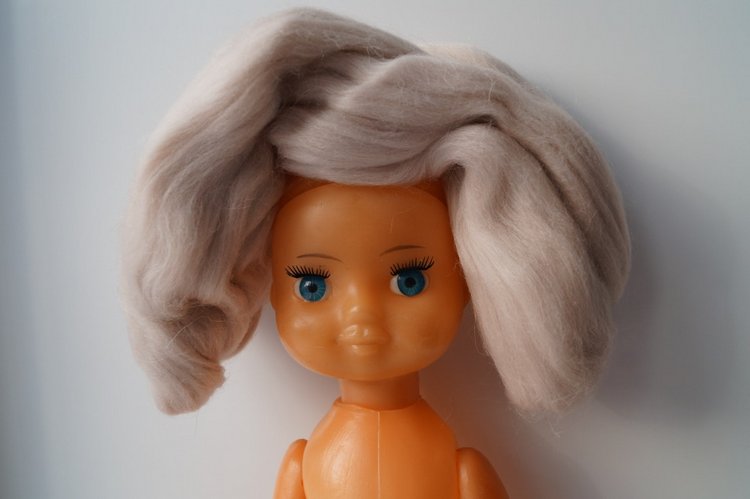 Четвёртая выписка февраля, которой могло не быть. Как заузить отверстие в шее советской куклы, чтобы голова не проваливалась