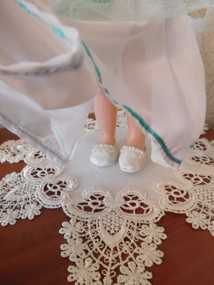 Милочка, Миленка, где твоя сестренка? Куколки Аским разного выпуска, сравнение (фото 6)