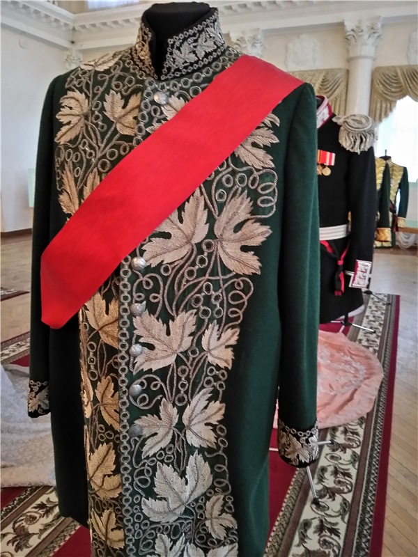 Выставка костюмов к фильму " Матильда", часть 2 (фото 5)