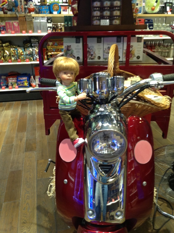 Путешествие Минуш в Испанию. Каталония. Ч.1. Рассвет над облаками. О-ла, Барселона (фото 8)