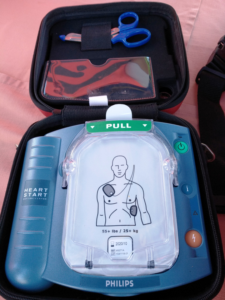 Тайна моего имени. Часть девятая. Испания, Бенальмадена, Парк Тиволи. Лесли путает все планы