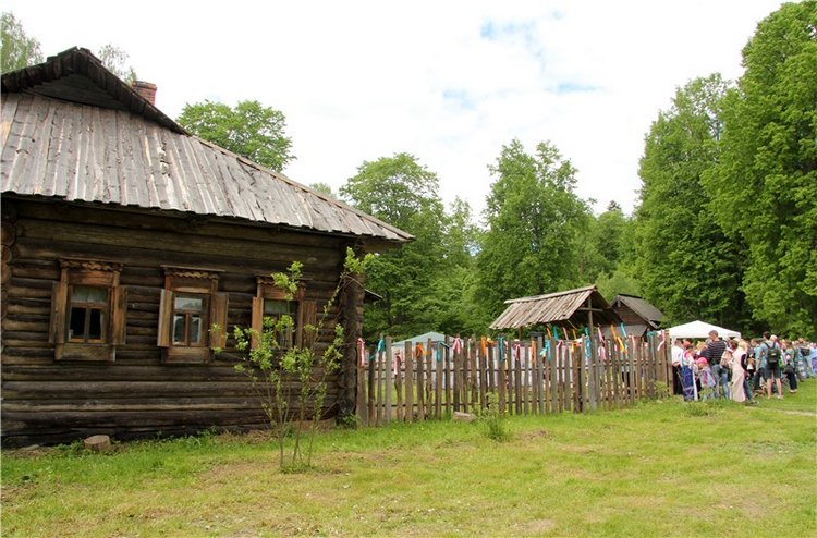 "Троицкие гуляния" в Василёво, 2017 год, продолжение. Архитектурно-этнографический музей под открытым небом "Василёво"