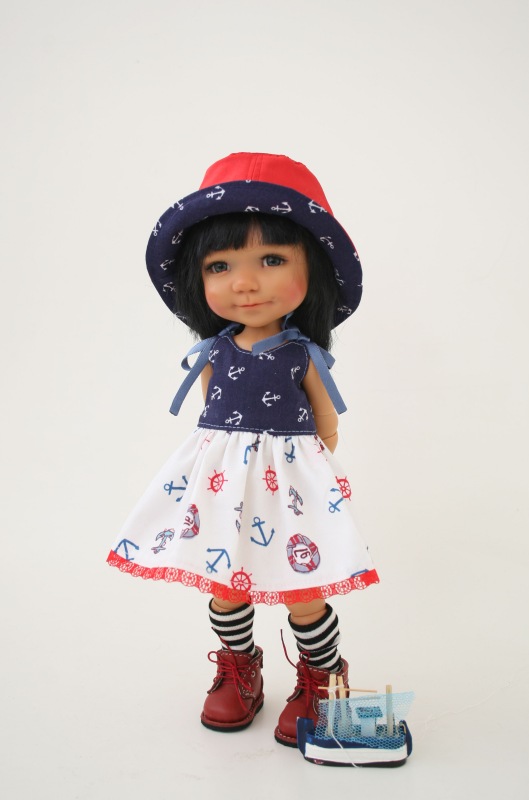 Одежда для девочек Meadow Dolls (28см)