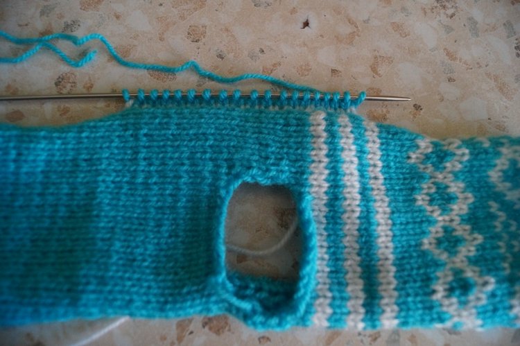 Давайте свяжем мужчинам свитера! Самый простой МК