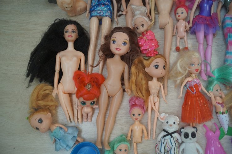 Приехали три посылки, открыла, а их четыре