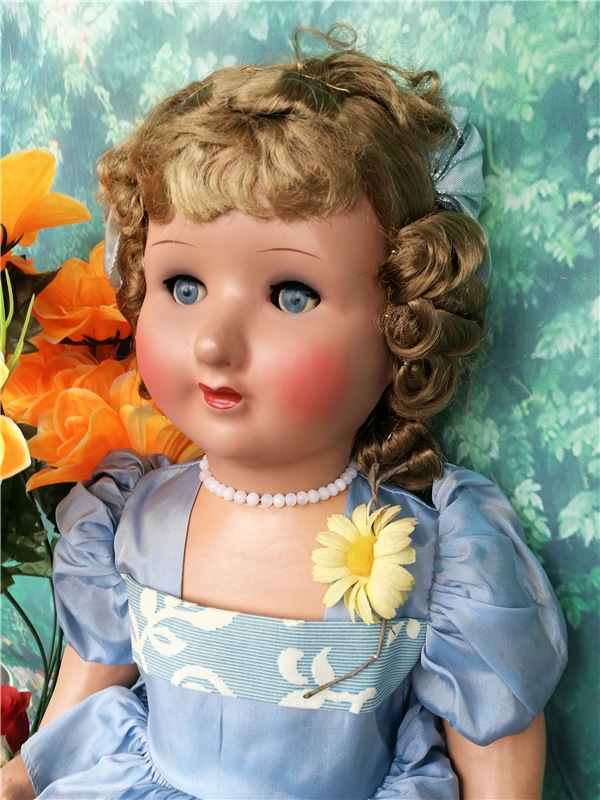 Розы и жемчуг… На них посмотри... Кукла Hans Volk на фоне интерьера (фото 5)