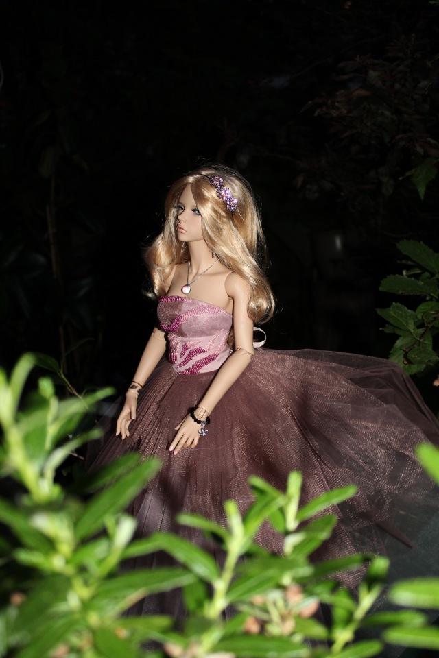 Мисс Бэйбики 2019. Бианка и волшебный цветок. Вечерняя прогулка по саду