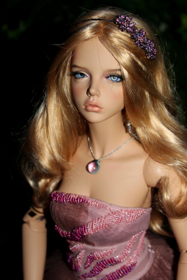 Мисс Бэйбики 2019. Бианка и волшебный цветок. Вечерняя прогулка по саду (фото 6)