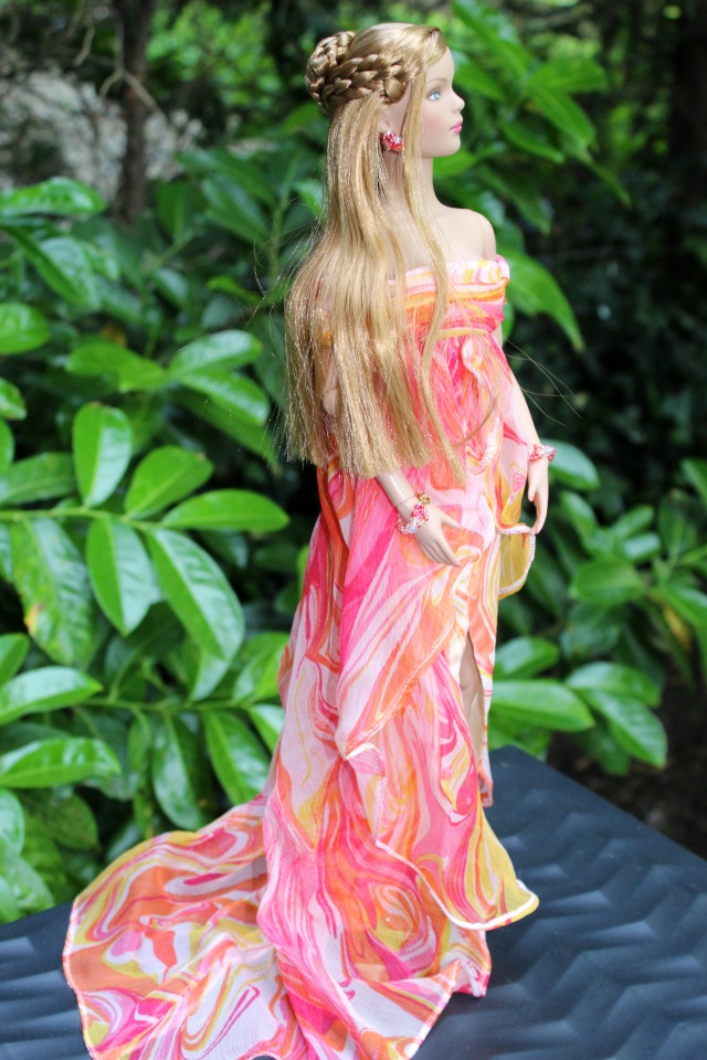 Любовь нечаянно нагрянет — Фэшн