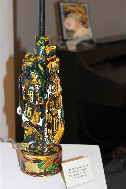 Выставка "Стекляндия" Елены Буровой в Твери