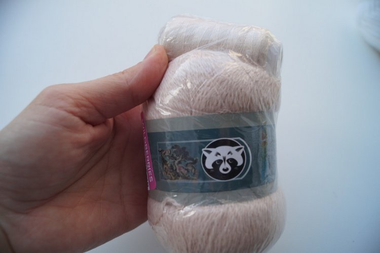 Посылочка с подарками от подруги