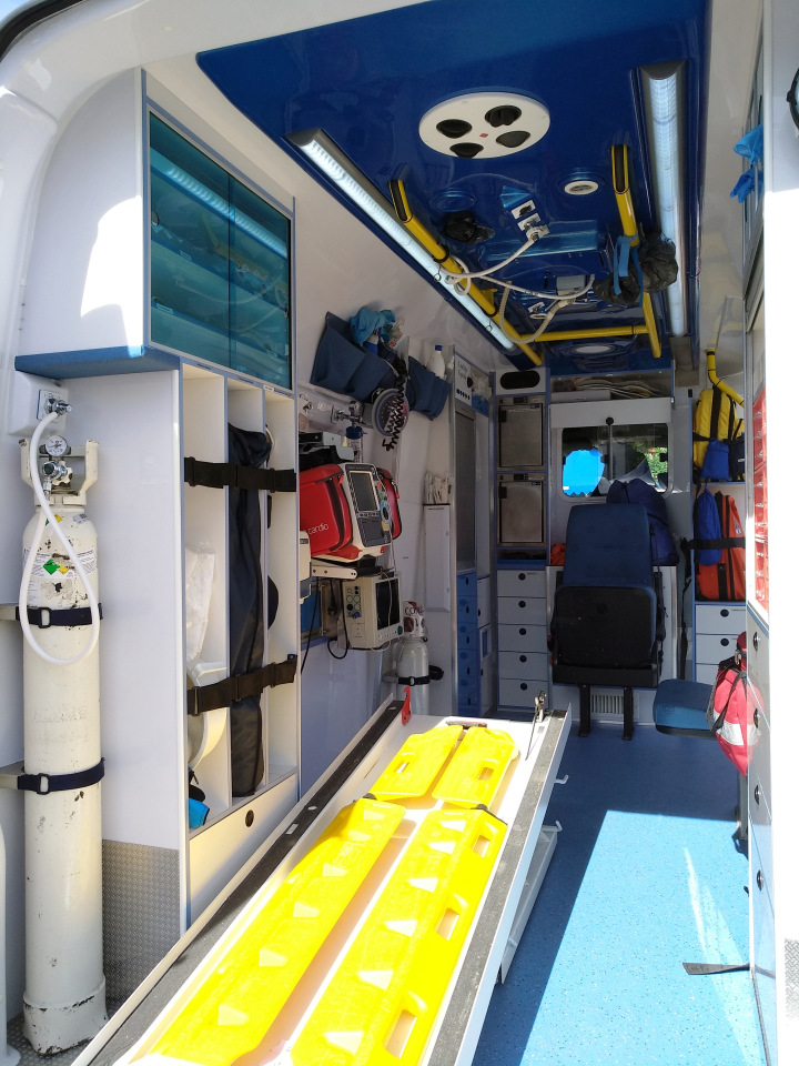 Тайна моего имени. Часть девятая. Испания, Бенальмадена, Парк Тиволи. Лесли путает все планы