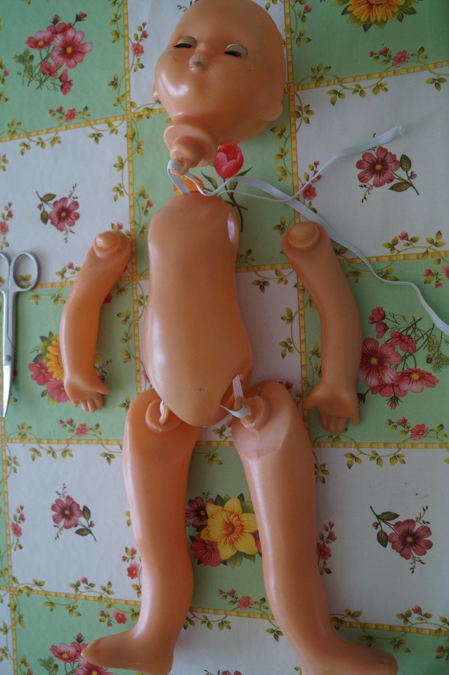 Куклы с разным состояние здоровья долго стояли в очередь у дверей кукольной лечебницы | Бэйбики Куклы с разным состояние здоровья долго стояли в очередь у дверей кукольной лечебницы