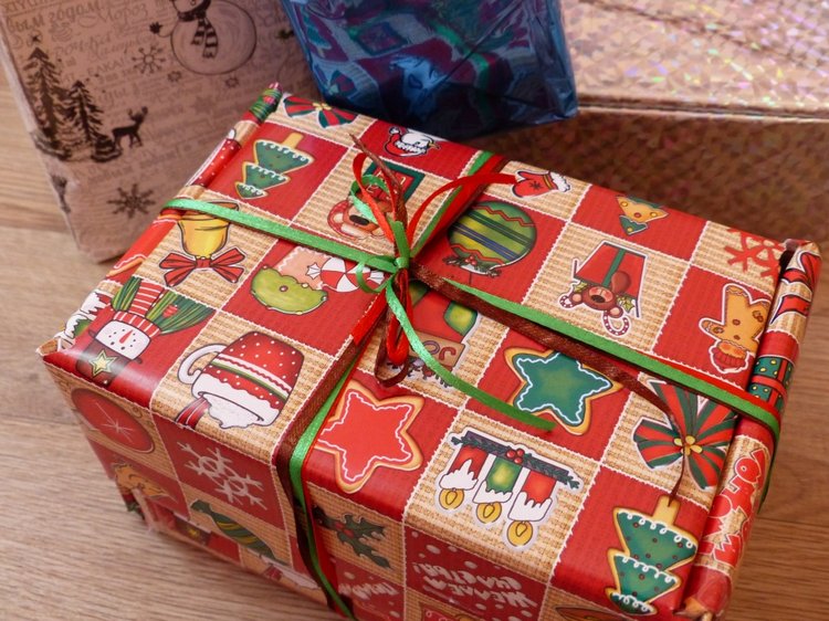 Новогодняя упаковка, провожаем в путь зверяток. Разные фотографии